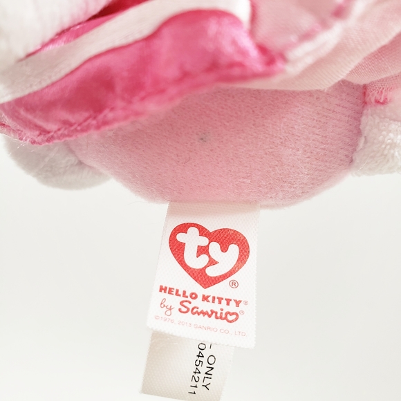 Ty Sanrio Hello Kitty Plush Pink Cheerleader - Picture 8 of 8